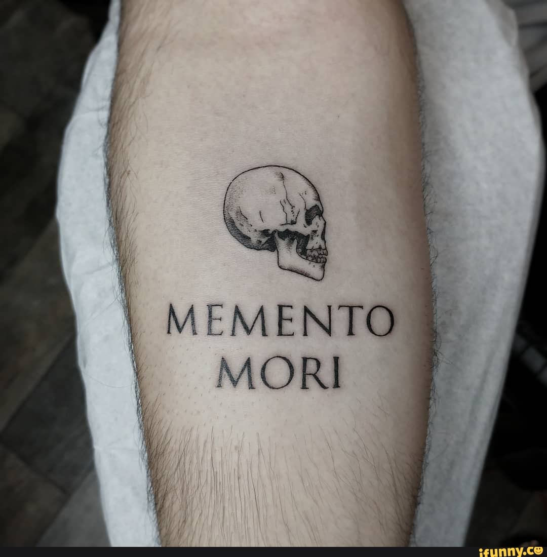 Татуировка Memento Mori маленькая