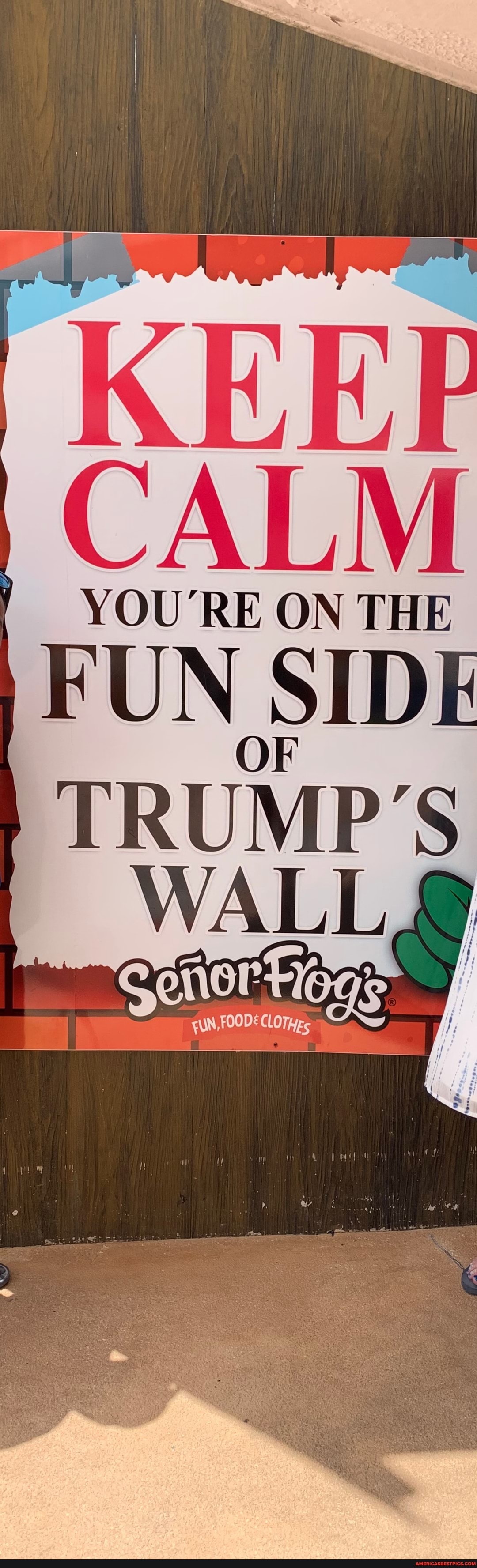CALM
YOU'RE ON THE
FUN SIDE
OF
