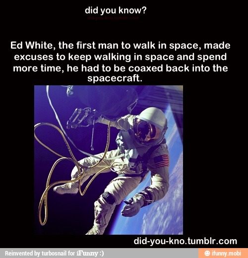 Первые в космосе презентация. Космонавтика это кратко. Рассказ о полете гагарина. Первый полёт человека в космос. Человек и космос презентация.