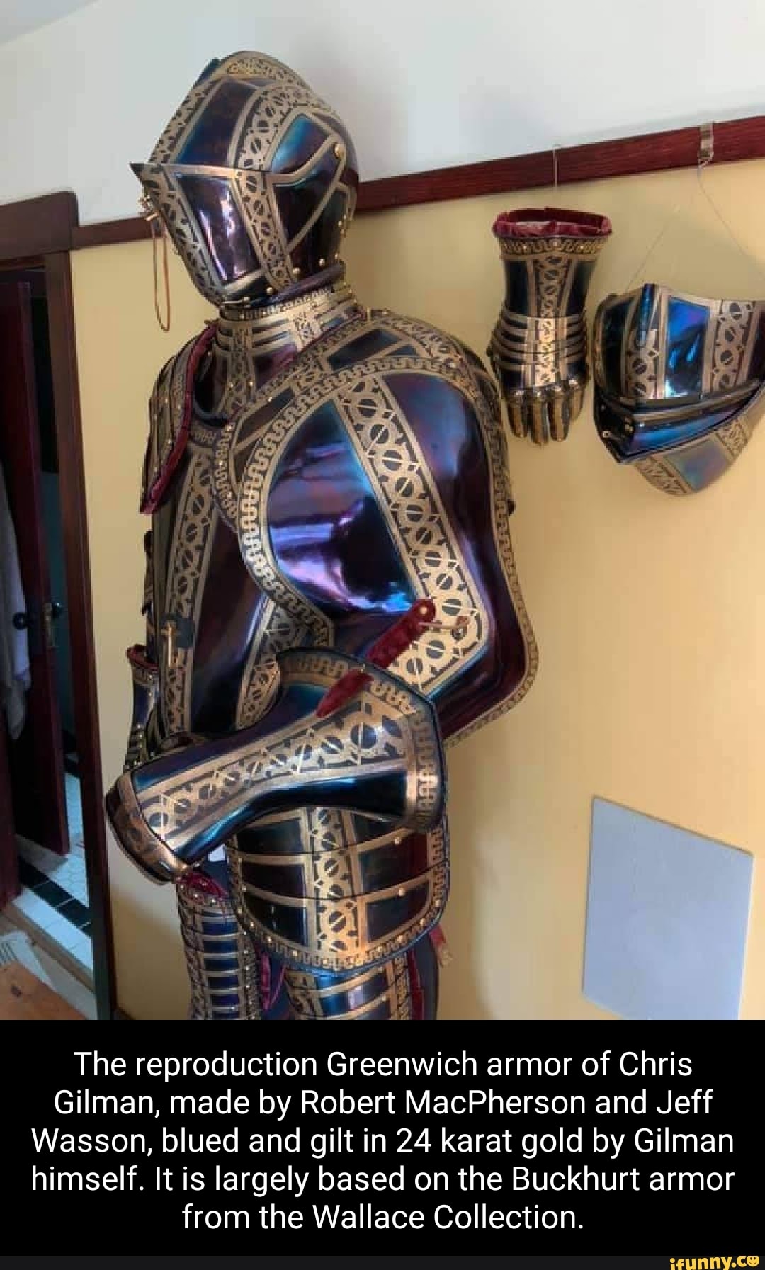 The reproduction Greenwich armor of Chris Gilman, made by Robert