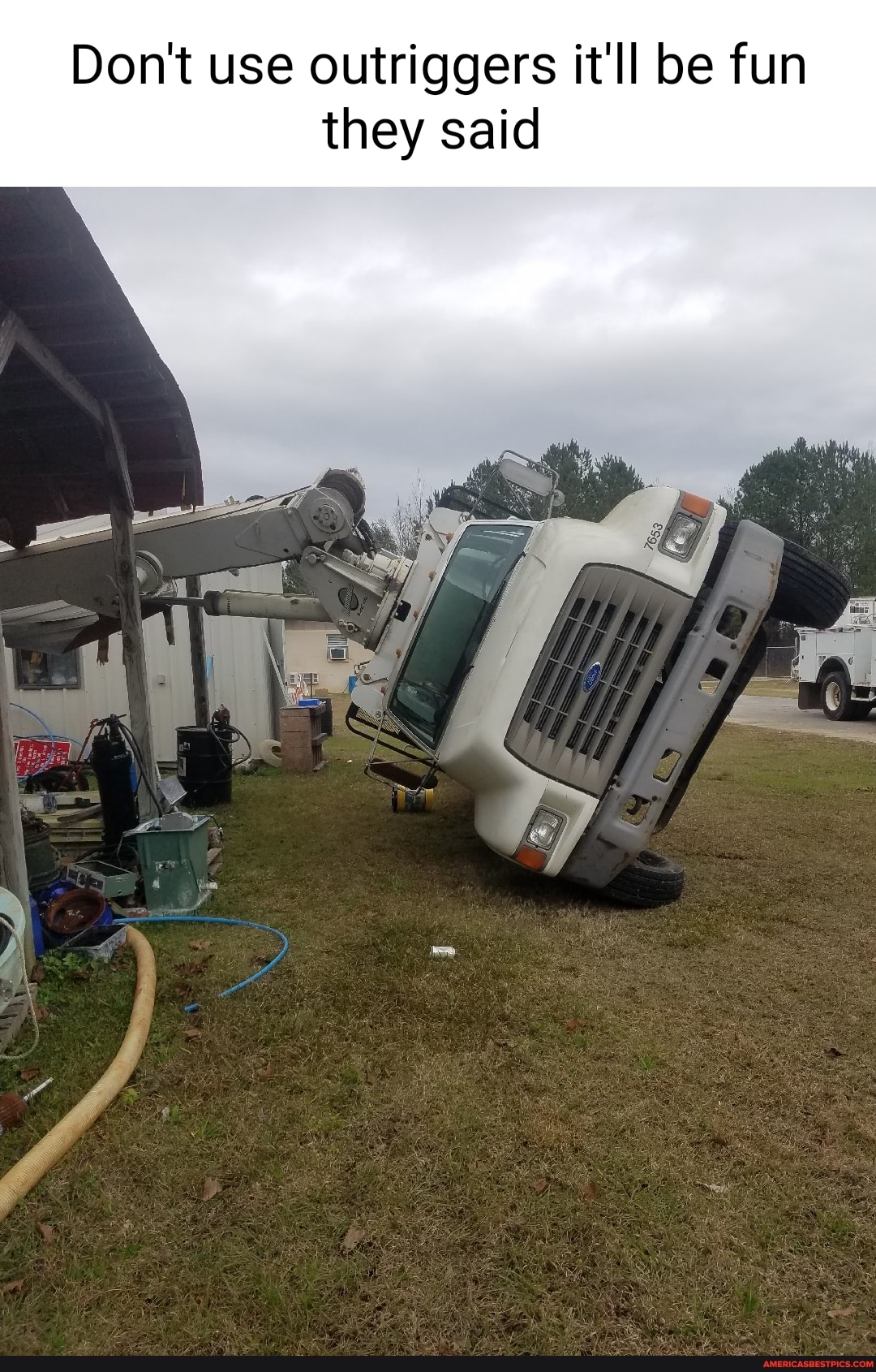 Don't use outriggers it'll be fun they said
ag