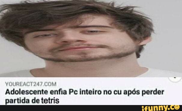 Adolescente enfia Pc inteiro no cu após perder partida de tetris
