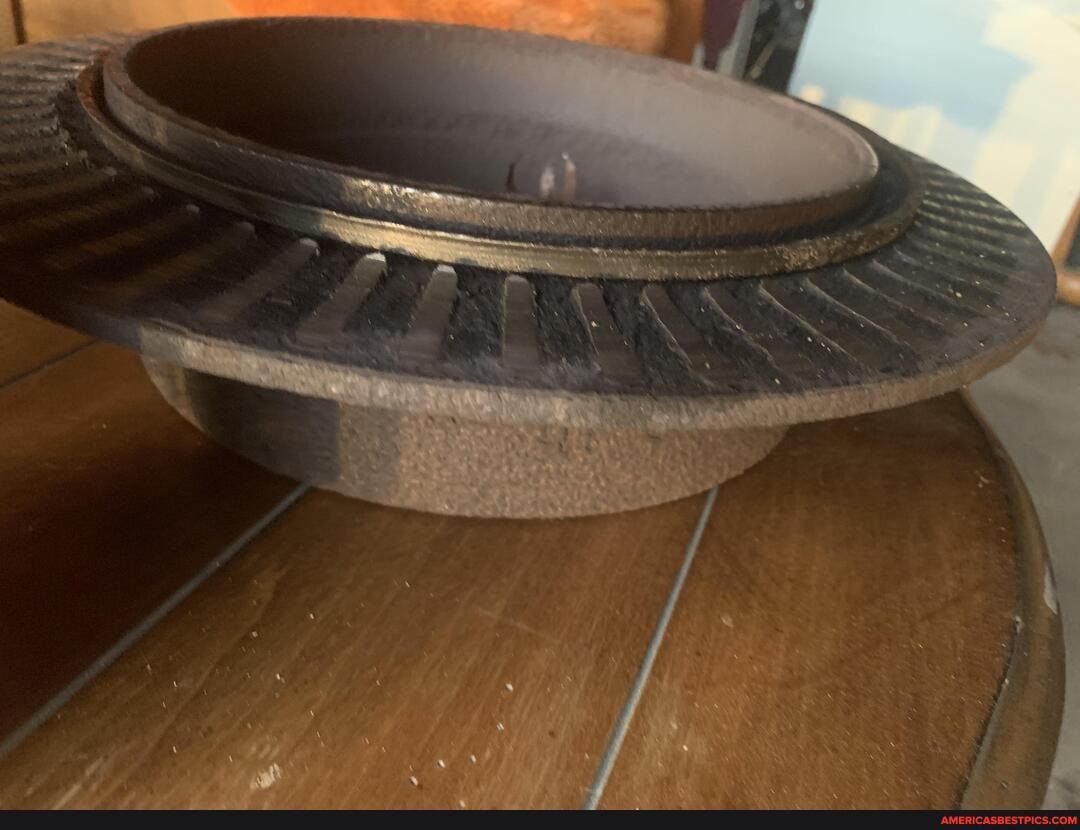 sister, said, breaks, little, noisy, needed, help, changing, wtf