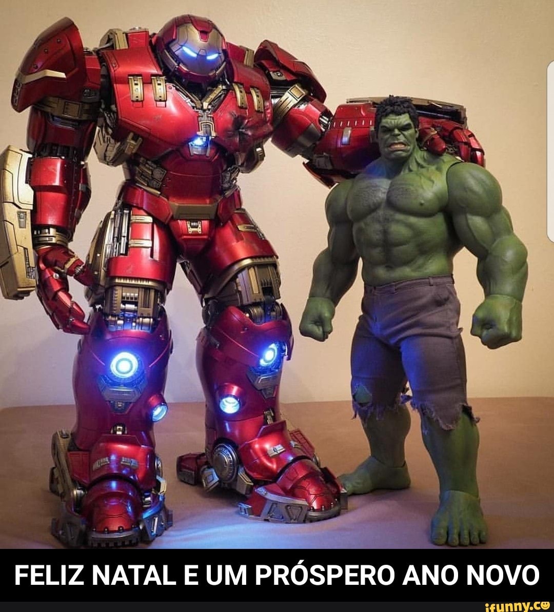 FELIZ NATAL E UM PRÓSPERO ANO NOVO - FELIZ NATAL E UM PRÓSPERO ANO NOVO