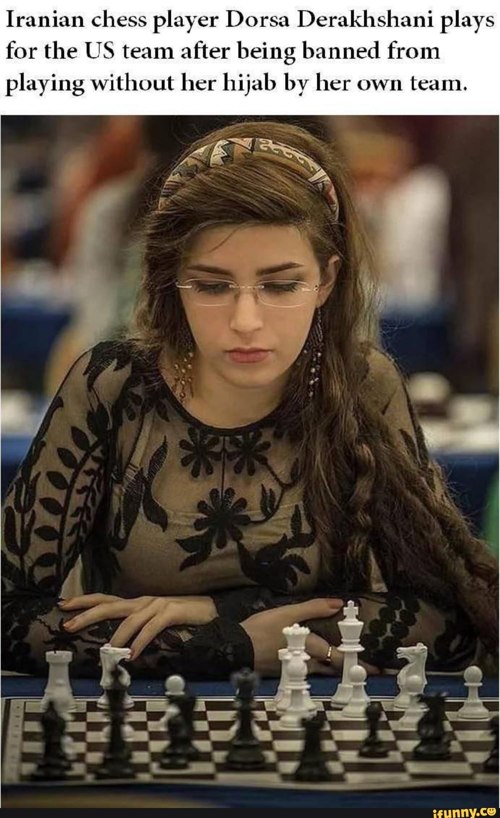 Iranian chess player Dorsa Derakhshani plays for the US team after being banned from playing without her hijab by her own team.
_il