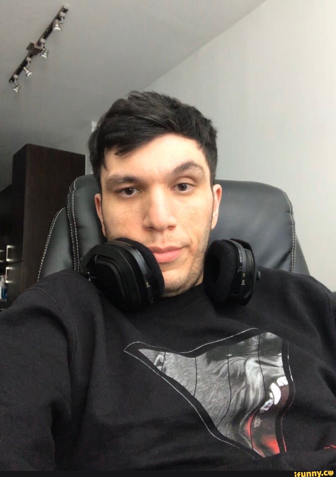 Trainwreckstv memes. Best Collection of funny Trainwreckstv pictures on ...