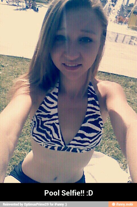Pool Selfie!! :D