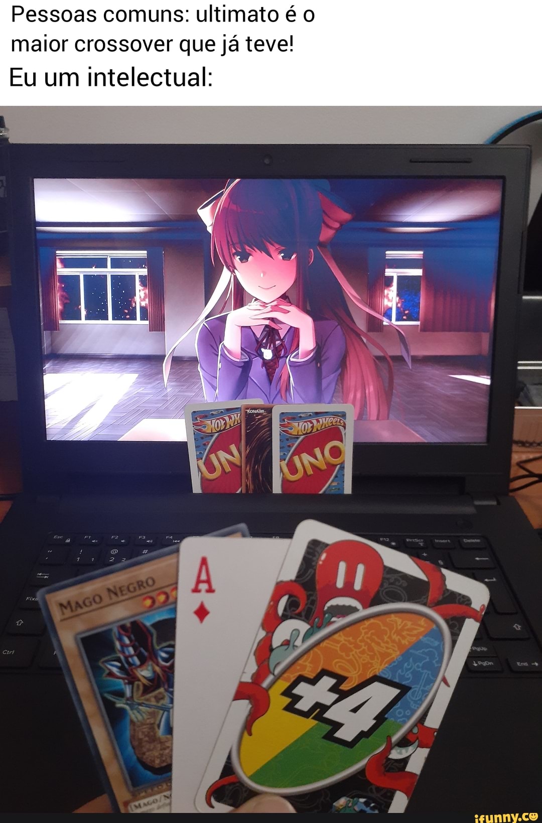 Pessoas comuns: ultimato é o maior crossover que já teve!
Eu um intelectual: