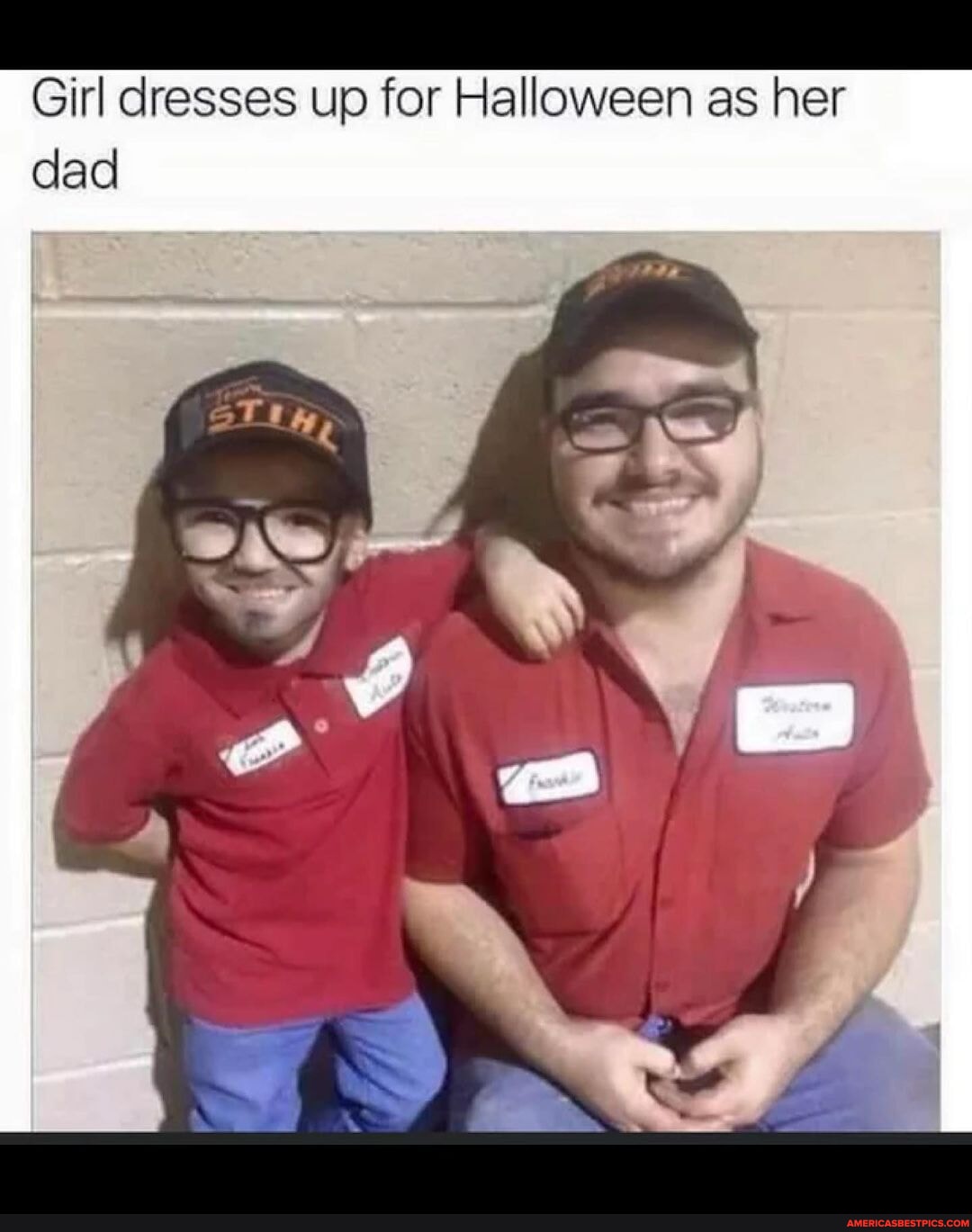 Happy Halloween 🎃 👻 classicdadmoves Girl dresses up for Halloween as