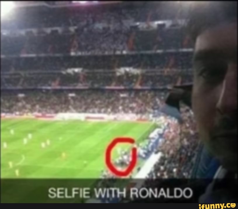 SELFIE WITH RONALDO