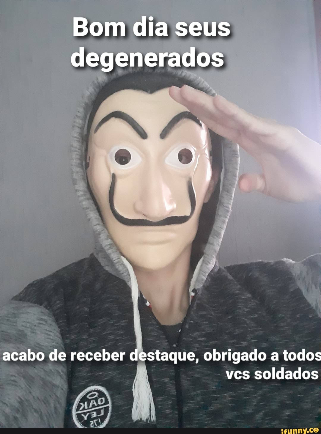 Bom dia seus degenerados
acabo de receber destaque, obrigado a todos vcs soldados