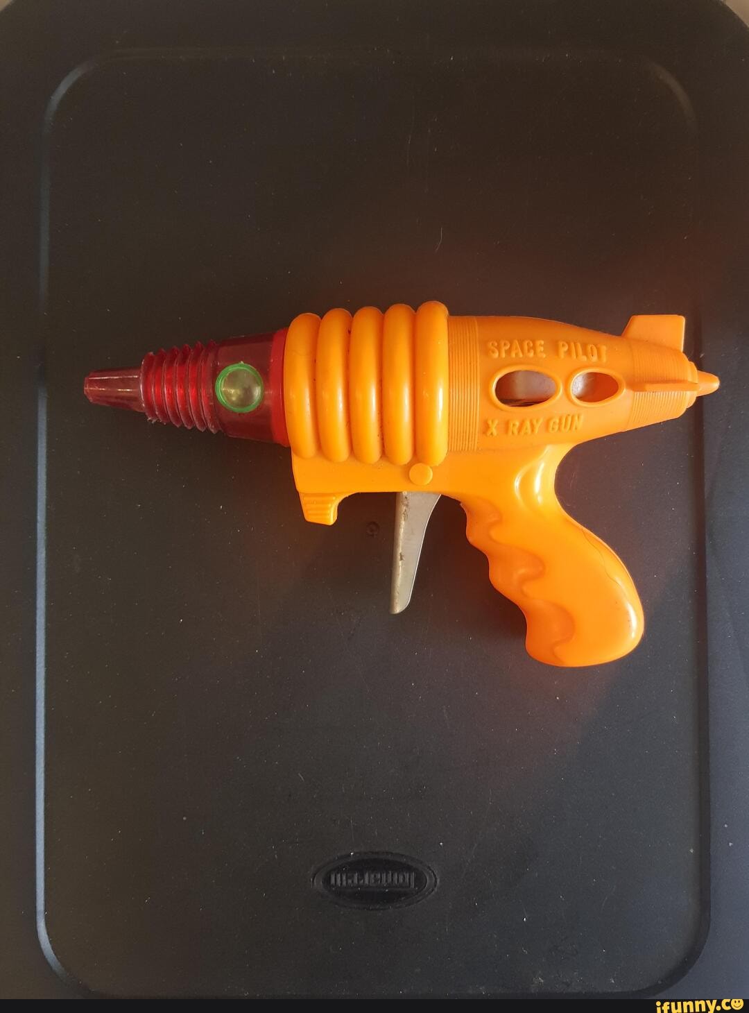 Space pilot Xray gun iFunny