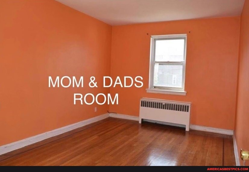 MOM & DADS ROOM