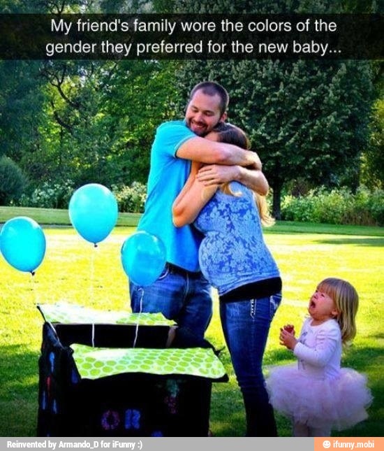 My friend's family wore the colors of the
gender they preferred for the new baby...
ele y