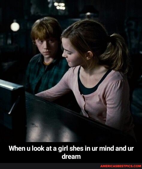 When u look ata sia shes in ur mind and ur
dream - When u look at a girl shes in ur mind and ur dream