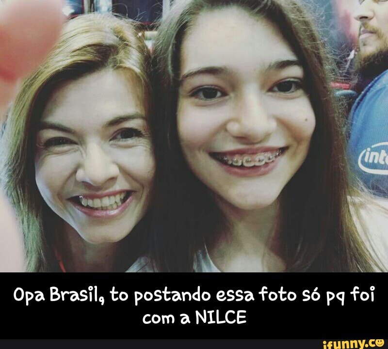 Opa Brasil, to postando essa foto só pq foi
com a NILCE - Opa Brasil, to postando essa foto só pq foi com a NILCE