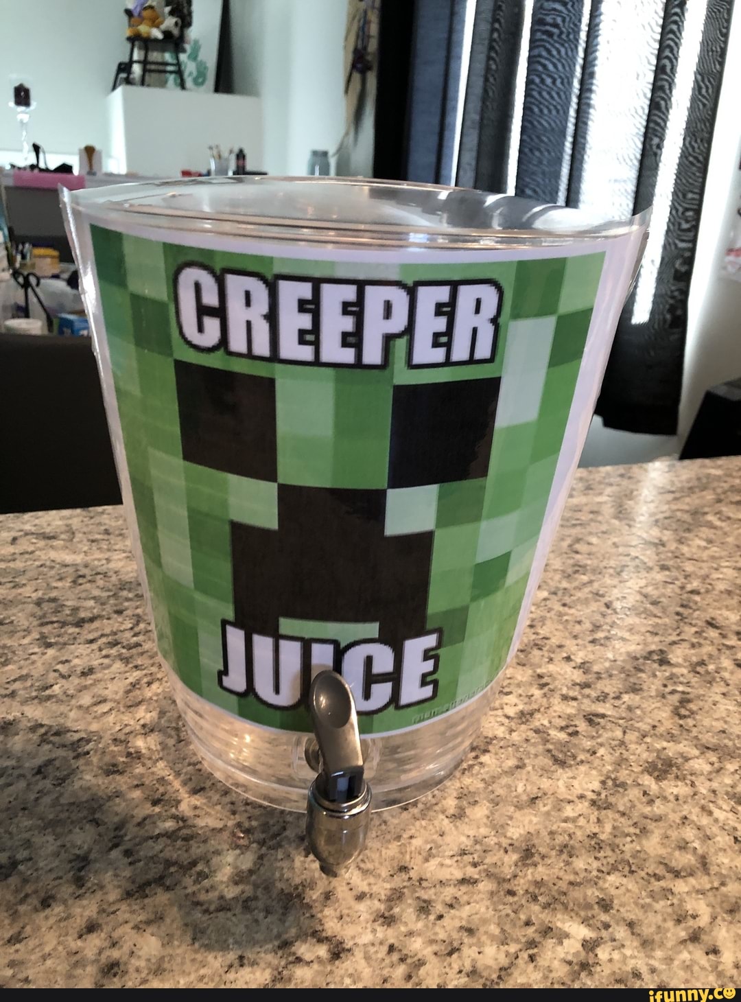 creeper-juice-minecraft-birthday-decoration-ifunny