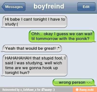 ERRE
RARE
HAHAHAHAH that stupid fool, I
said I was studying, well wich
time are we gonna hook up
tonight hun?