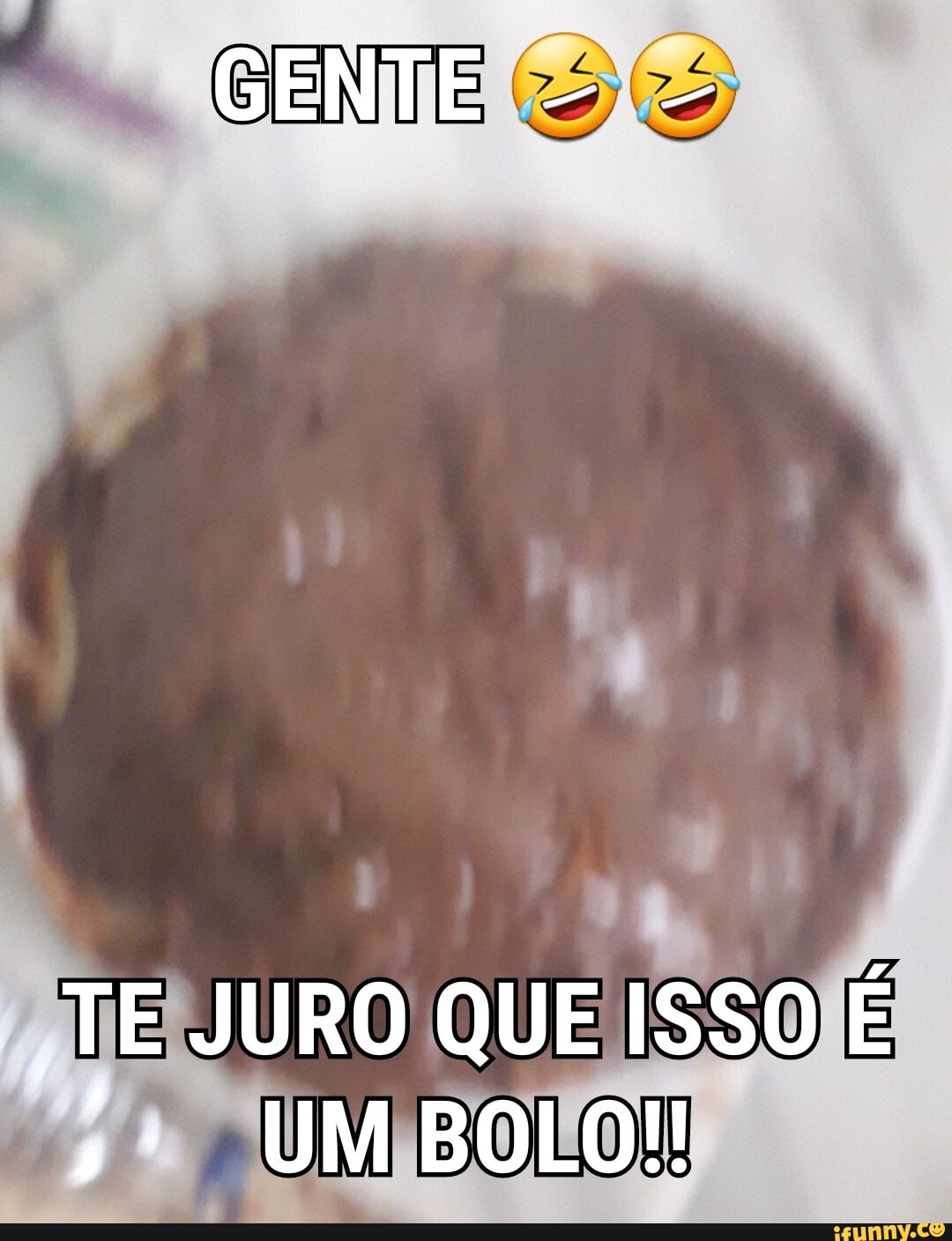GENTE - -
"TE JURO QUE ISSO É UMBOLO!!
