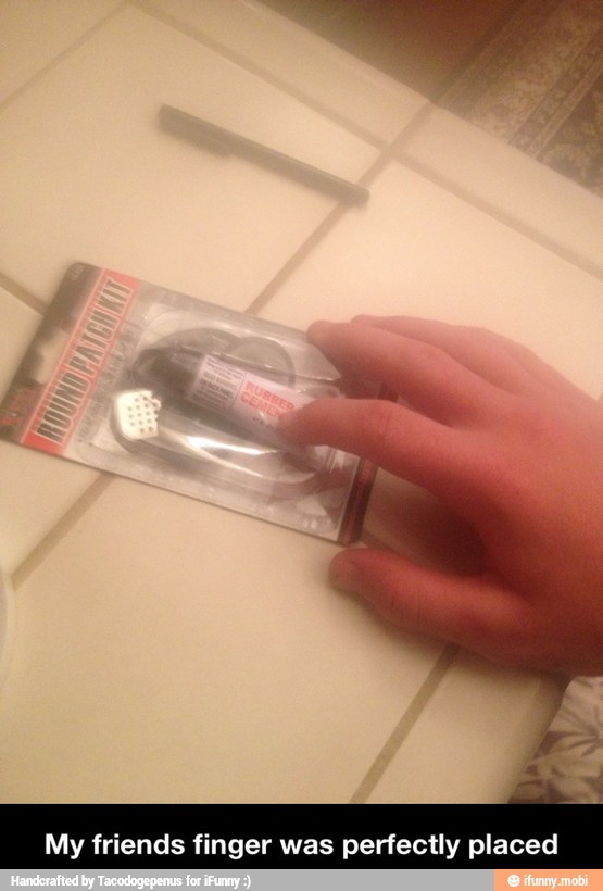 My friends finger was perfectly placed - My friends finger was perfectly placed