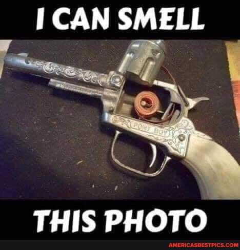 CAN SMELL
THIS DHOTO
