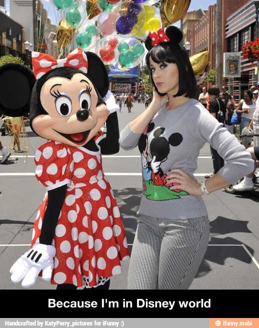 Because I'm in Disney world - Because I'm in Disney world