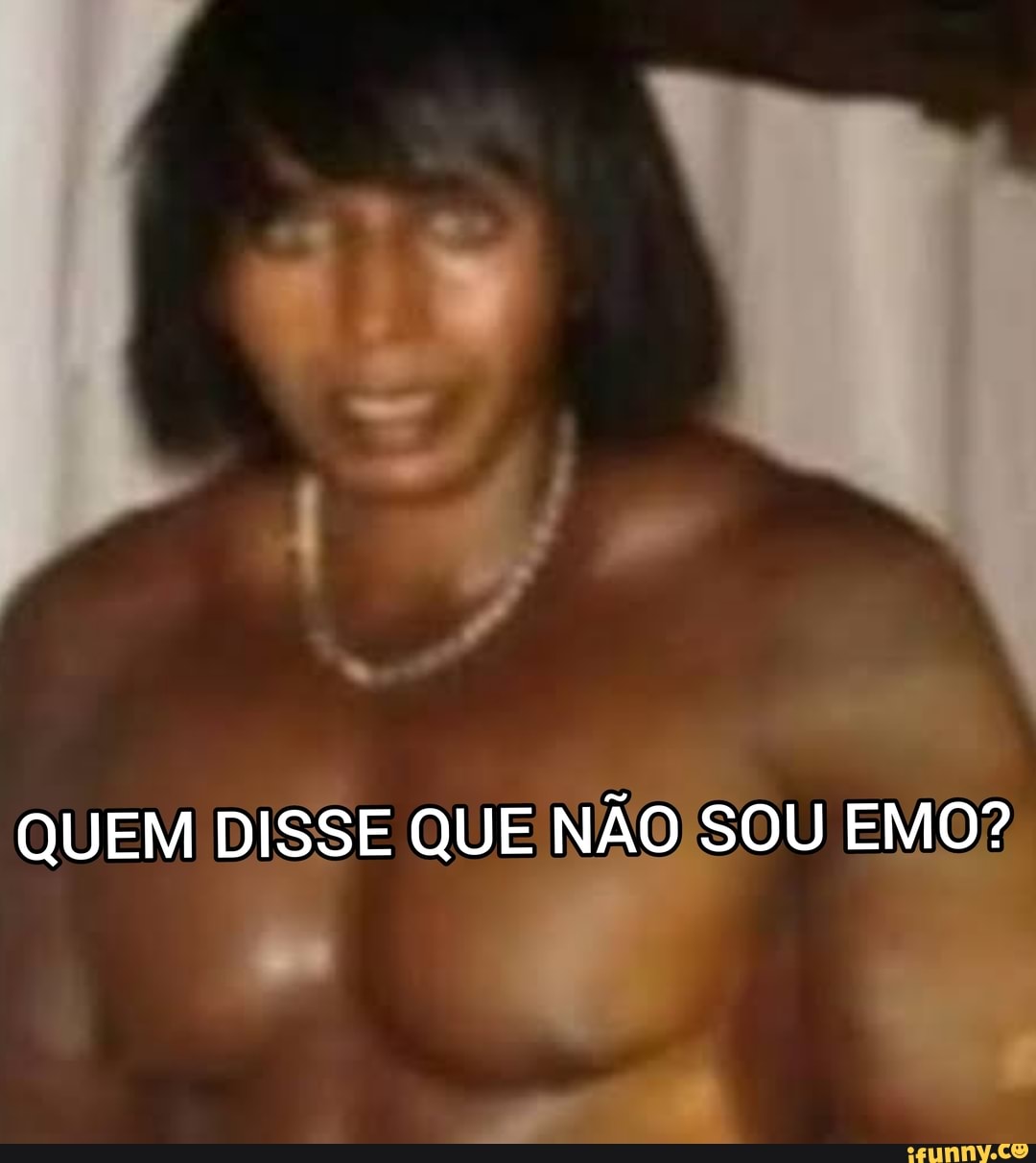 QUEM DISSE QUE NÃO SOU EMO?