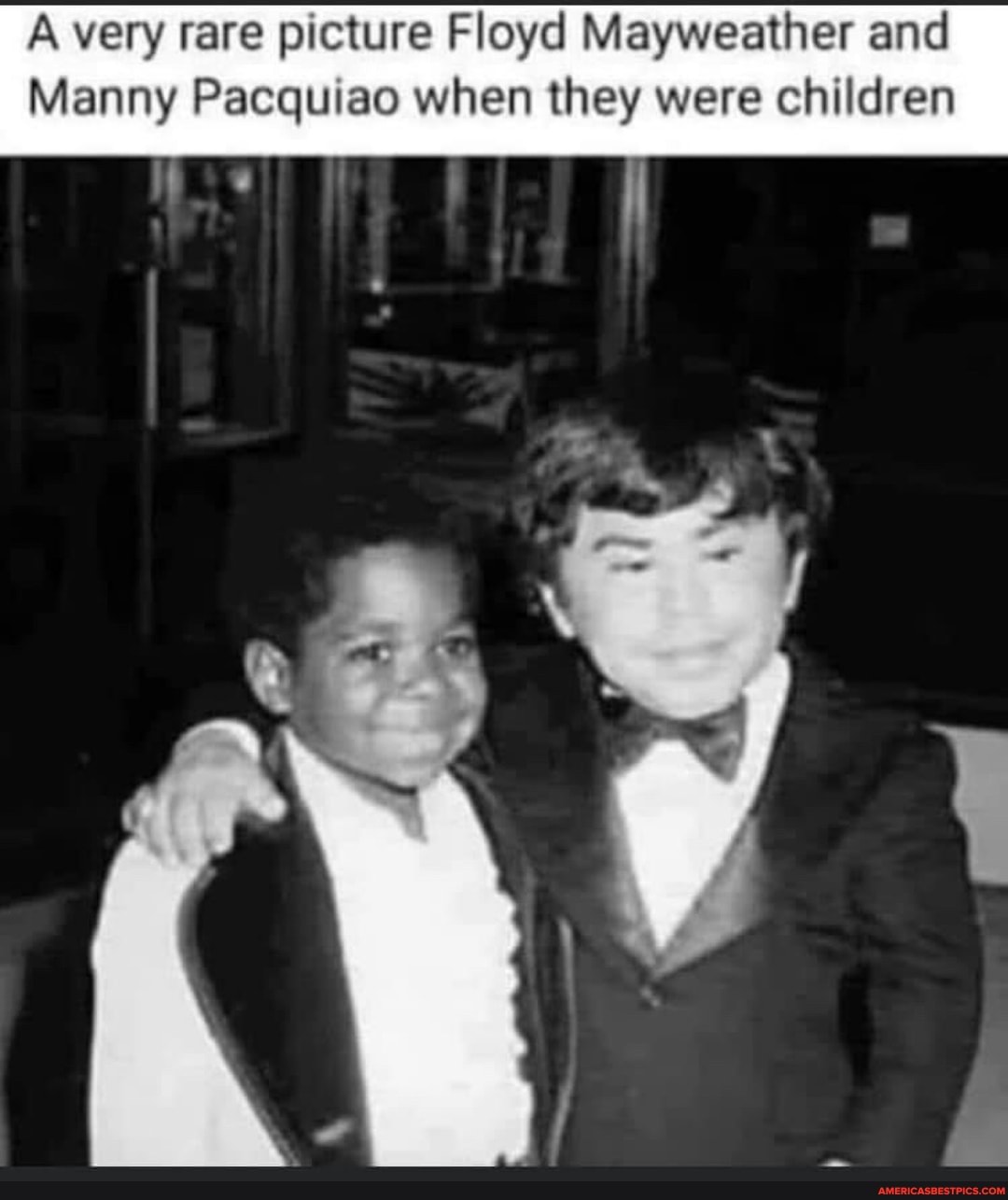 A very rare picture Floyd Mayweather and
Manny Pacquiao when they were children