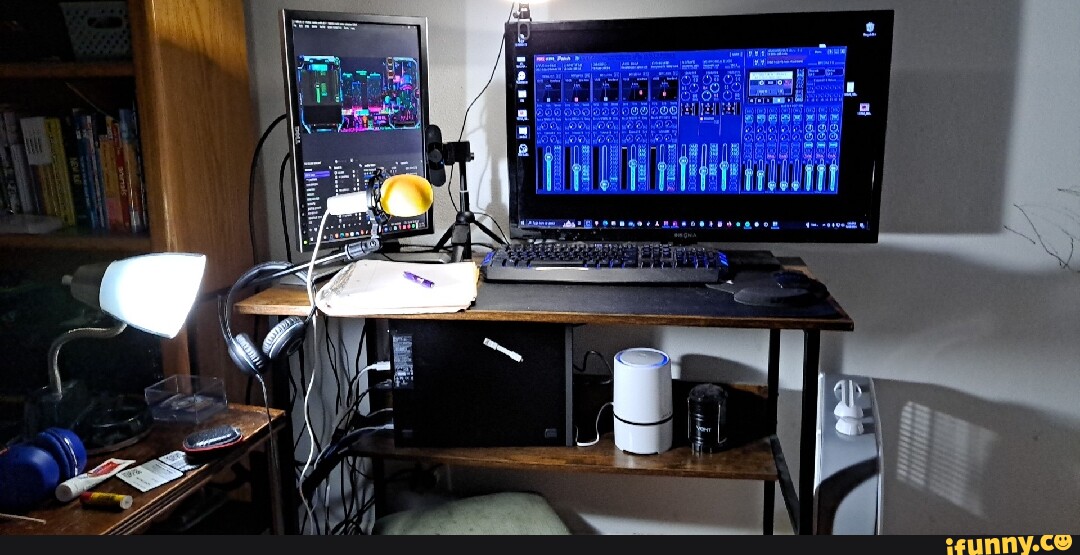Dual_monitors memes. Best Collection of funny Dual_monitors pictures on ...