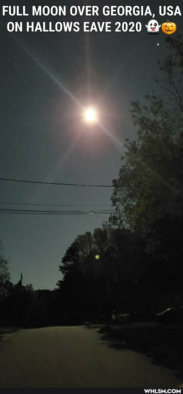 FULL MOON OVER GEORGIA, USA ON HALLOWS EAVE 2020 Gr@