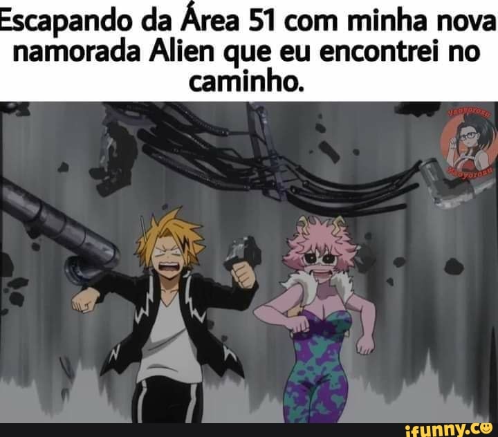 capando da Área 51 com minha nova namorada Alien que eu encontrei no caminho.