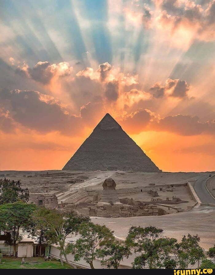 Beautiful sunset at the Pyramids of Giza, Egypt - )