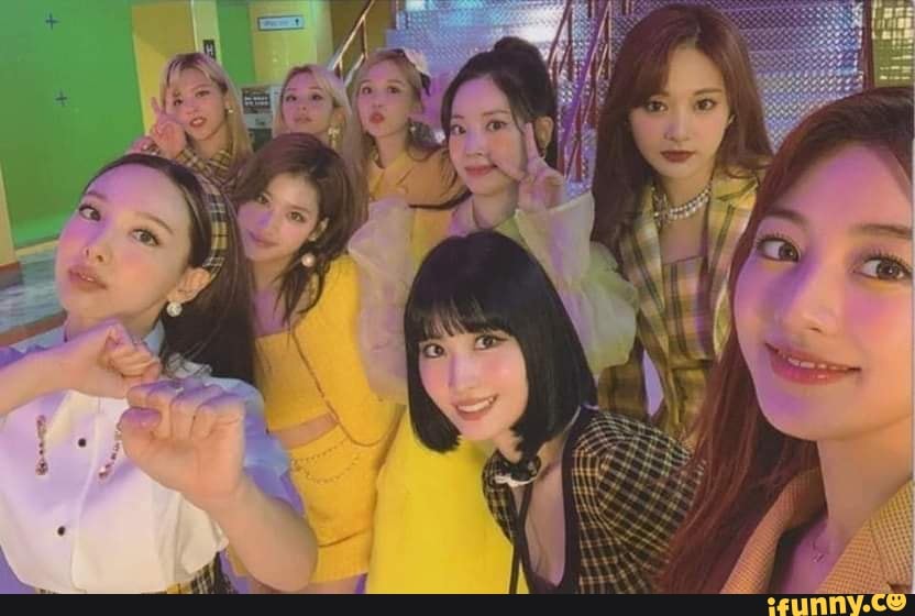 twice, jihyo, mina, sana, dayhun, tzuyu, momo, chaeyoung, jeongyeon, nayeon