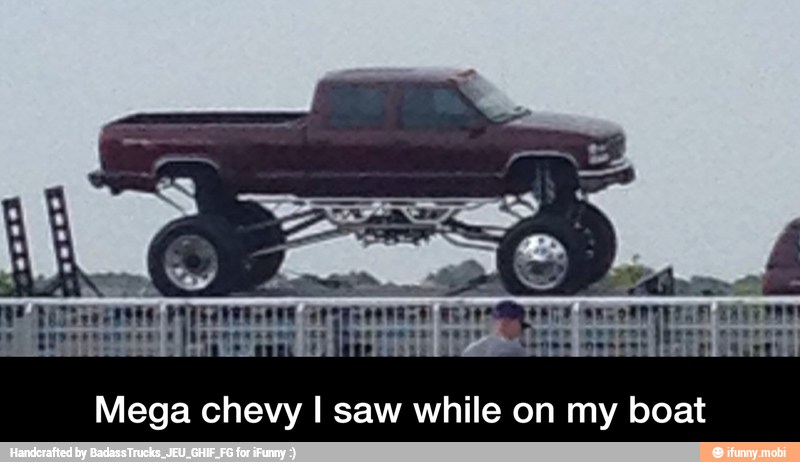 Mega chevy I saw while on my boat - Mega chevy I saw while on my boat