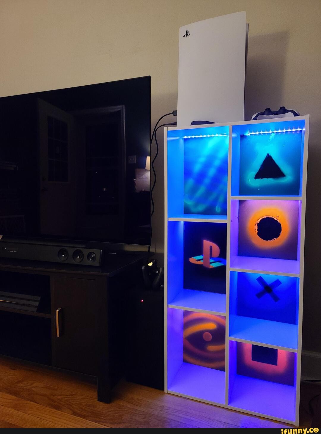 PS5 display shelf iFunny