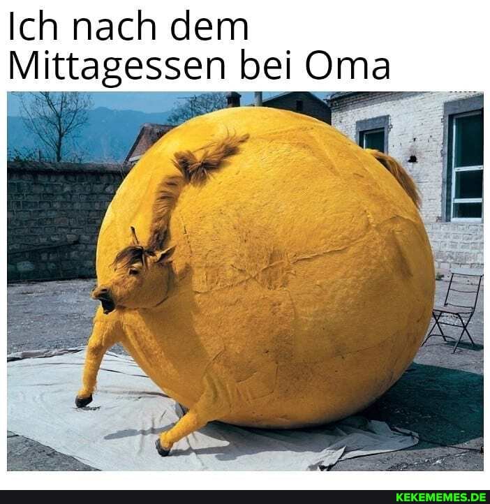Ich nach dem
Mittagessen bei Oma