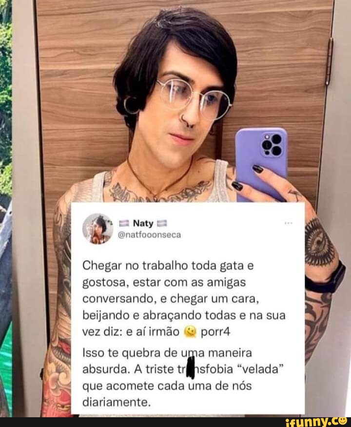 Chegar No Trabalho Toda Gata E Gostosa Estar Com As Amigas Conversando