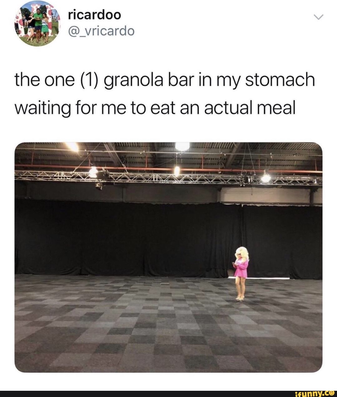 ricardoo
vricardo
the one (1) granola bar in my stomach waiting for me to eat an actual meal