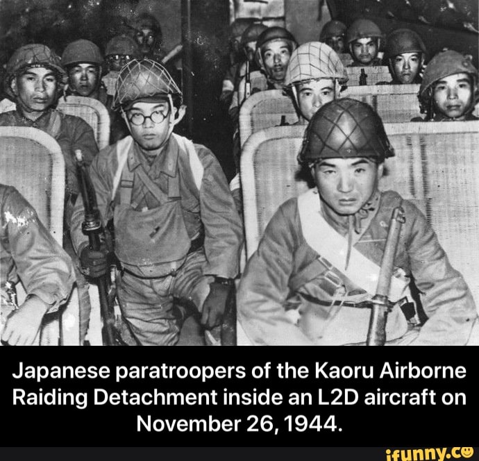 Japanese paratroopers of the Kaoru Airborne Raiding Detachment inside ...