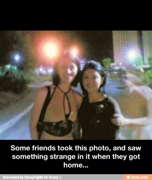 Some friends took this photo, and saw
something strange in it when they got
Tey toe