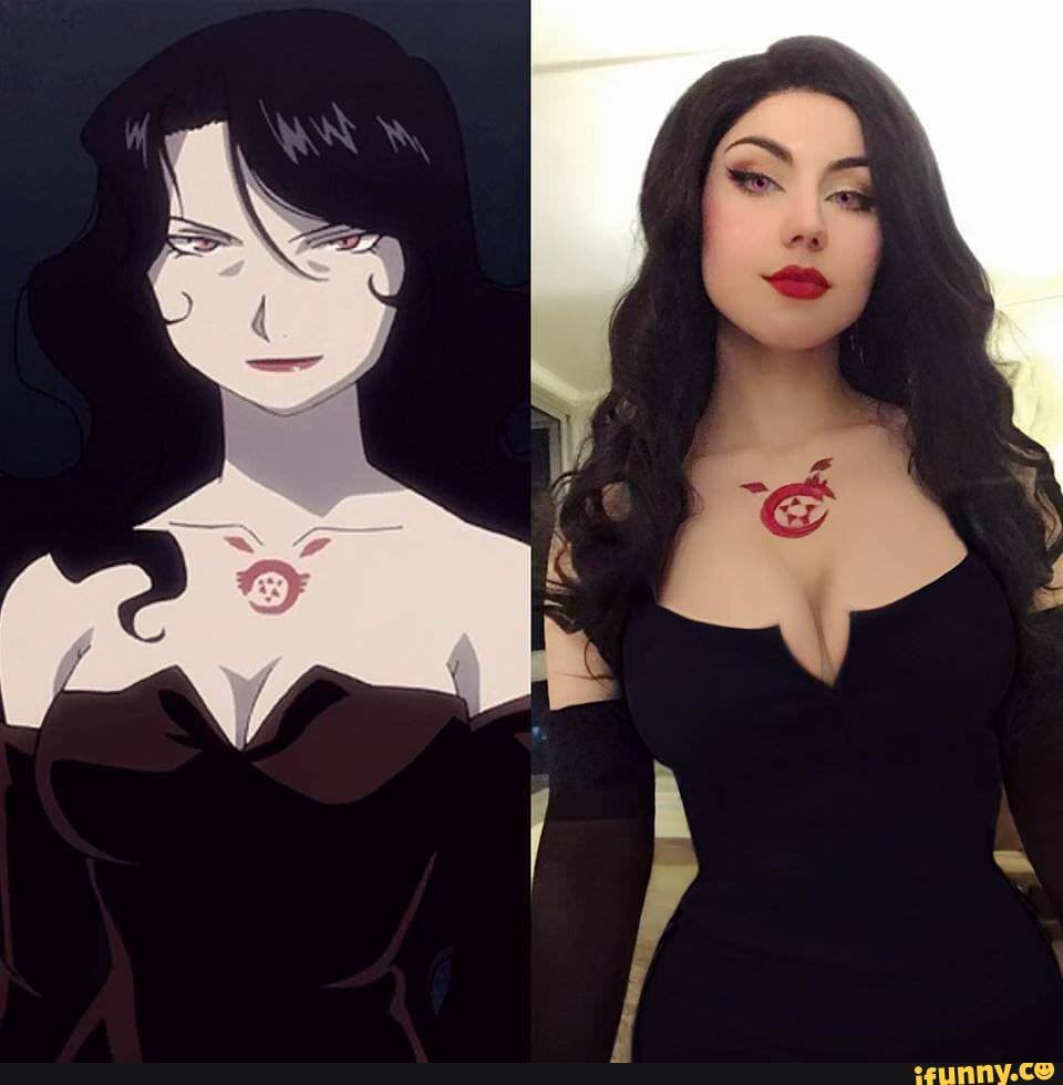 Cosplay is by Fe Galvão - iFunny