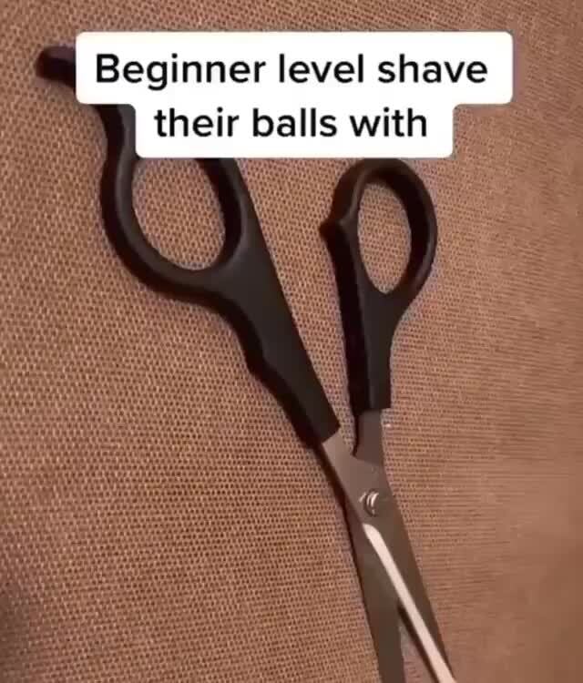 beginner-level-shave-their-balls-with