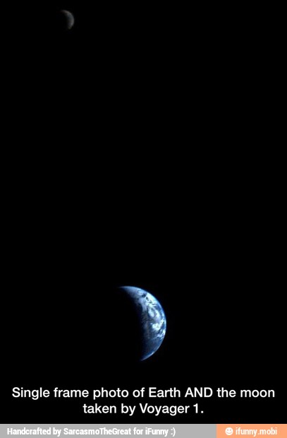 Single frame photo of Earth AND the moon
taken by Voyager 1. - Single frame photo of Earth AND the moon taken by Voyager 1.