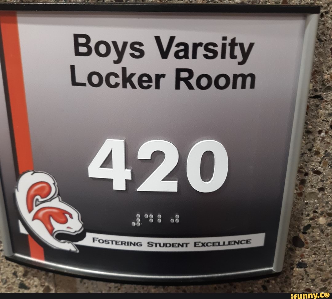 Boys Varsity
Locker Room