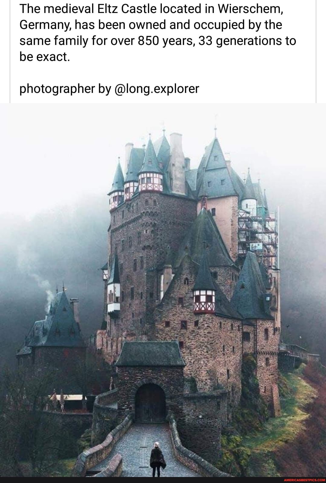 The medieval Eltz Castle located in Wierschem,
Germany, has been owned and occupied by the same family for over 850 years, 33 generations to be exact.
photographer by @long.explorer