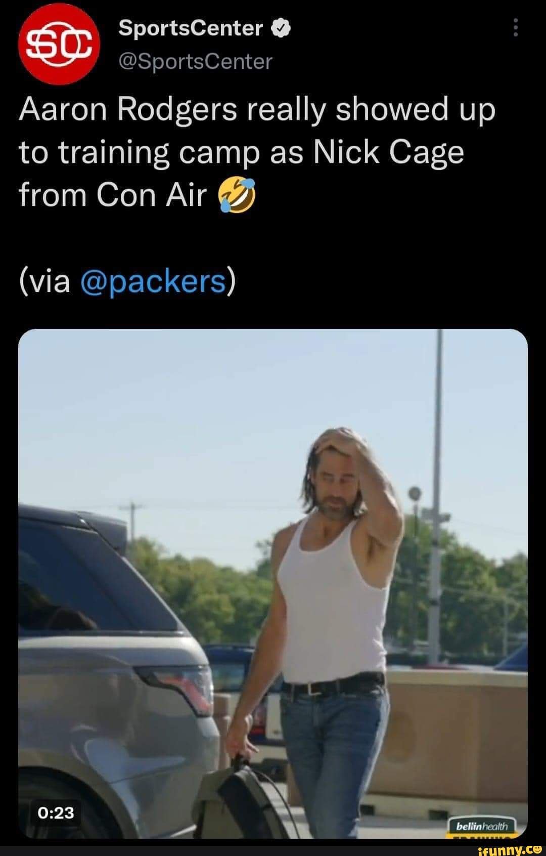 Aaron Rodgers Dressed Like Nic Cage In 'Con Air' For Camp