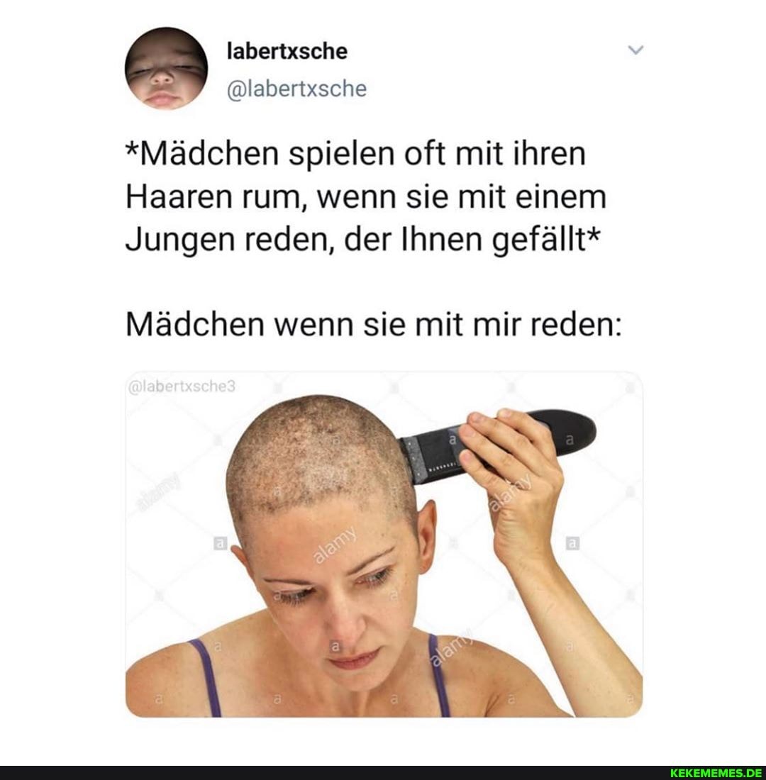 Junge mädchen spielen an sich rum