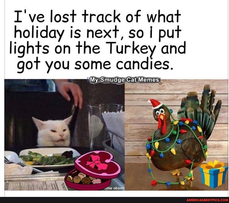 Put your lights on. Put the lights on. Put the lights on. Намотать гирлянду на елку. Put the lights on.