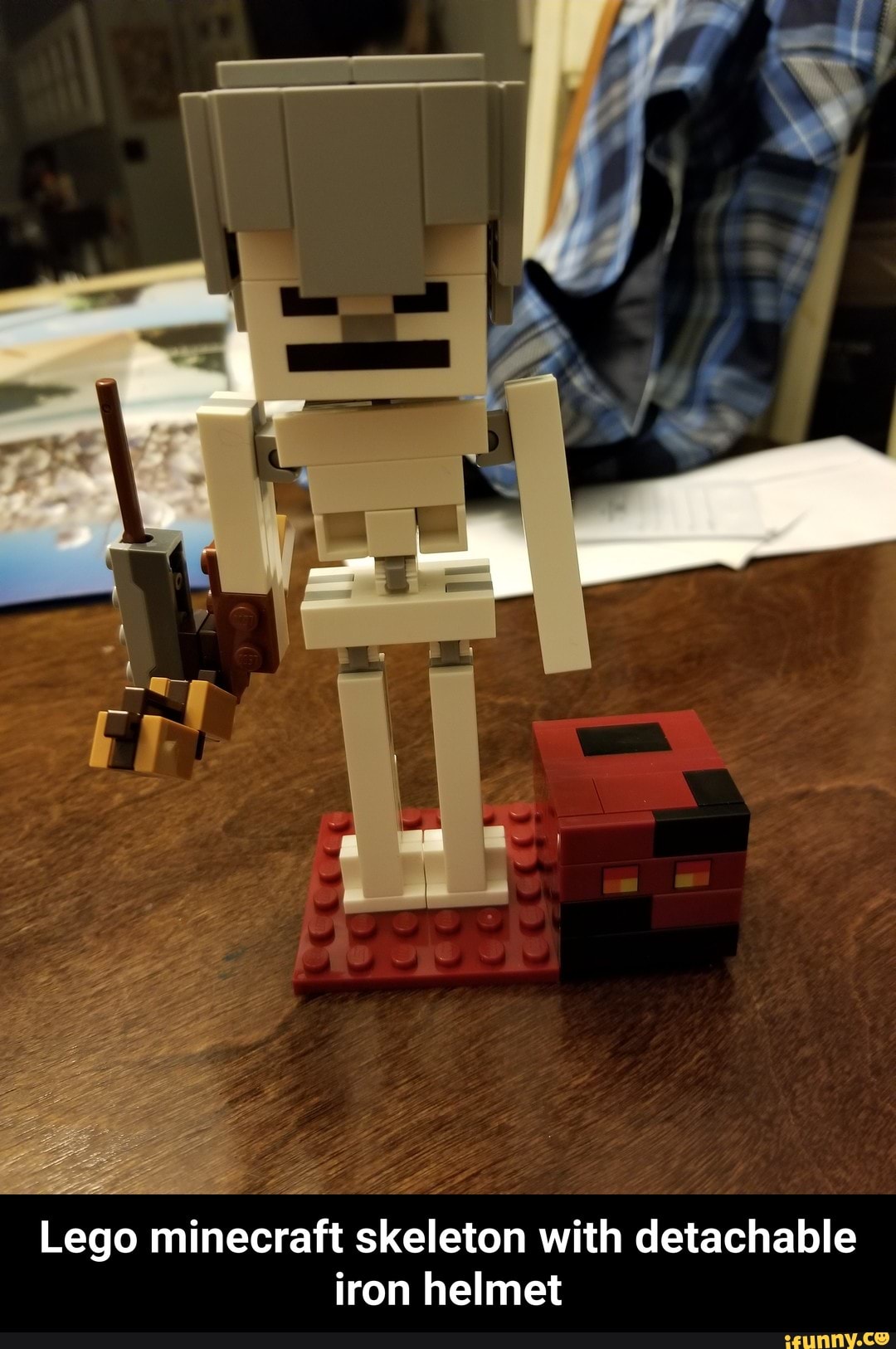 Lego minecraft skeleton with detachable iron helmet - Lego minecraft ...