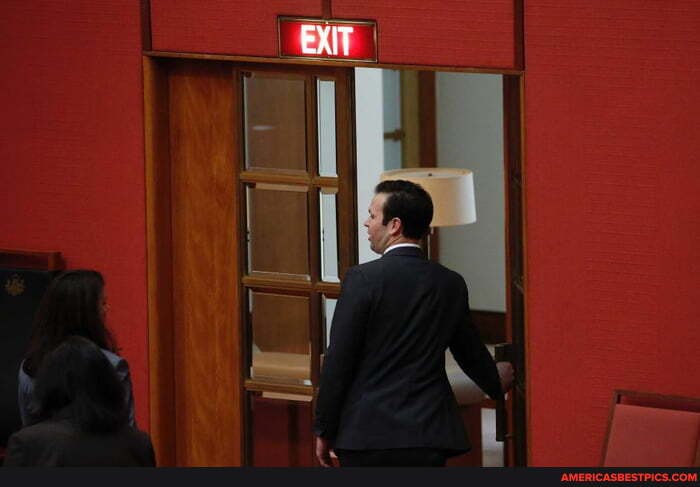 red, exit, sign, australian, senate, purportedly, place